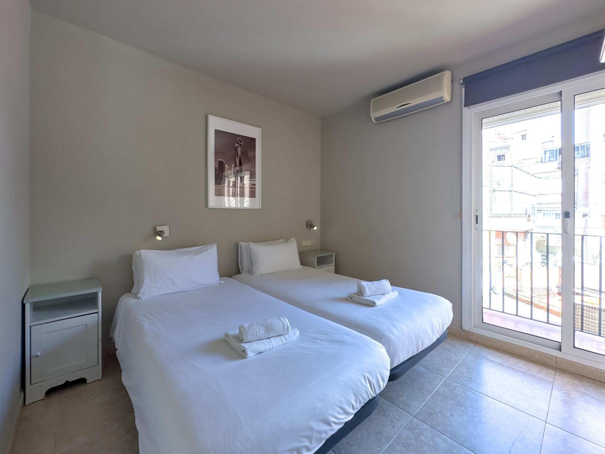 Stay U-Nique Apartments Torre Damians Барселона Екстериор снимка