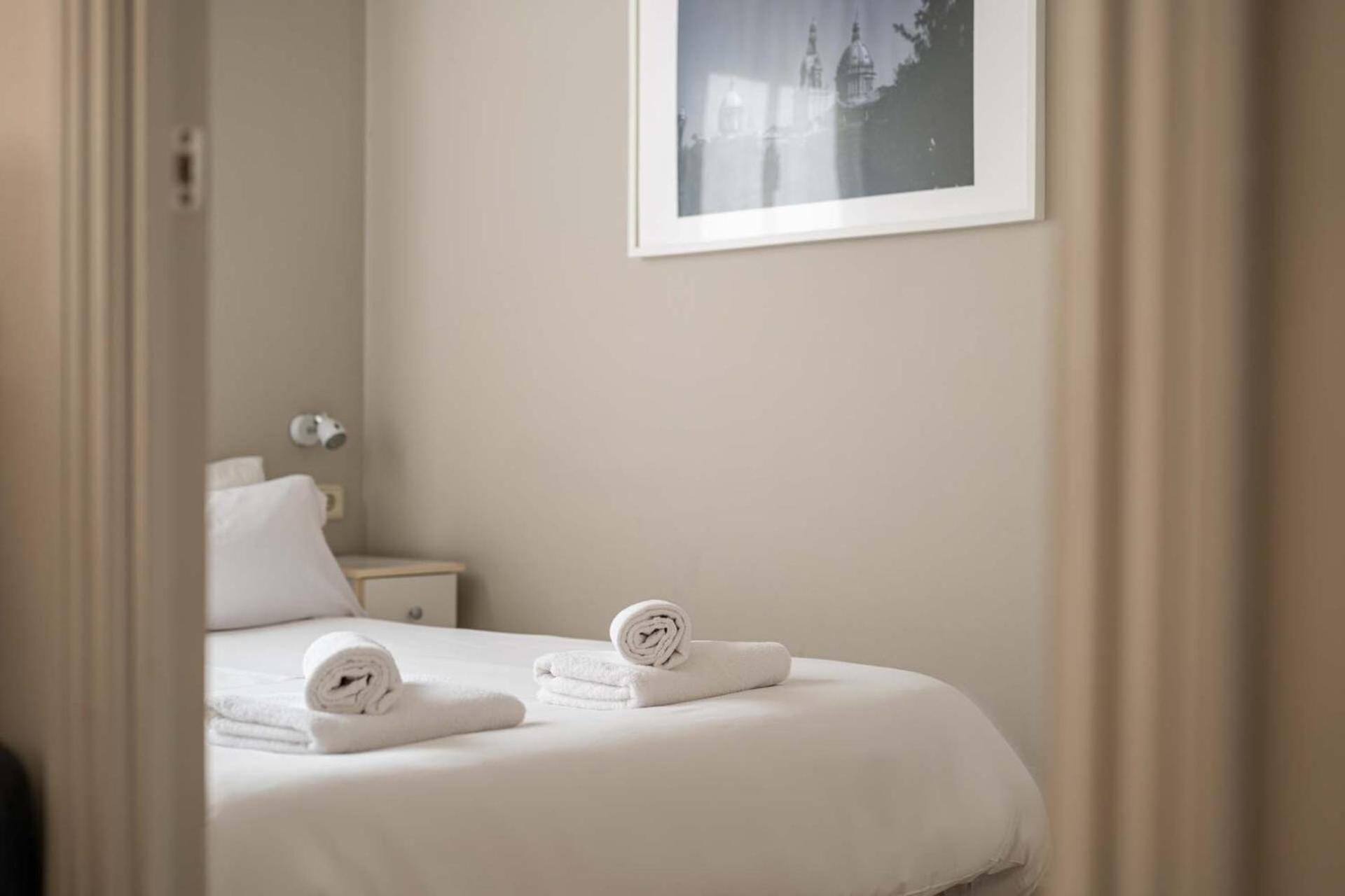Stay U-Nique Apartments Torre Damians Барселона Екстериор снимка